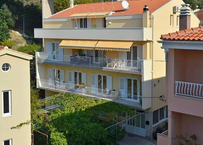 Apartment Ravlic Podgora (Split-Dalmatia)